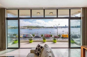 Spectacular Sea view Apt in the heart of Sliema